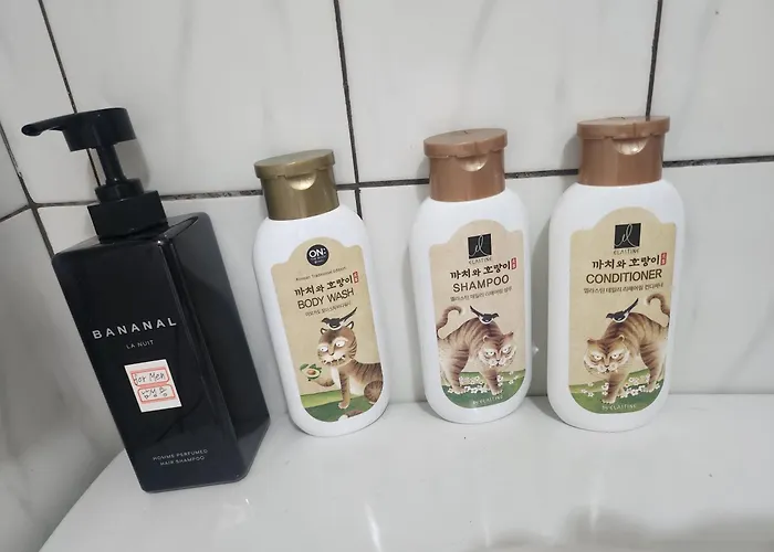 Exclusive Use Whole House For *