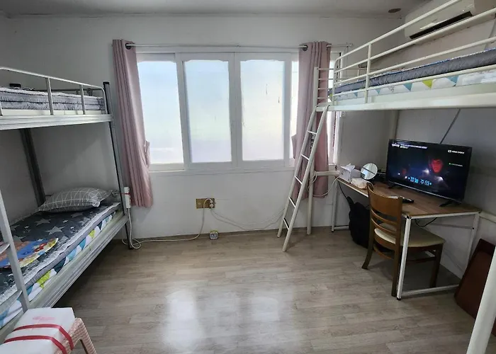 Exclusive Use Whole House For *